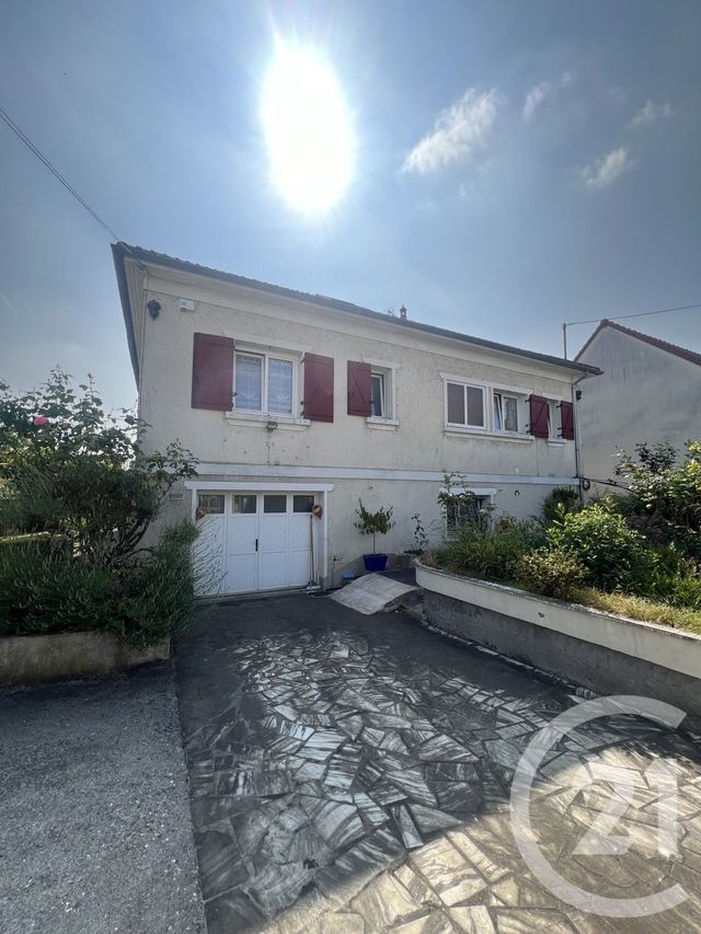 maison à vendre - 6 pièces - 158.0 m2 - PONTAULT COMBAULT - 77 - ILE-DE-FRANCE - Century 21 Marques Calmettes