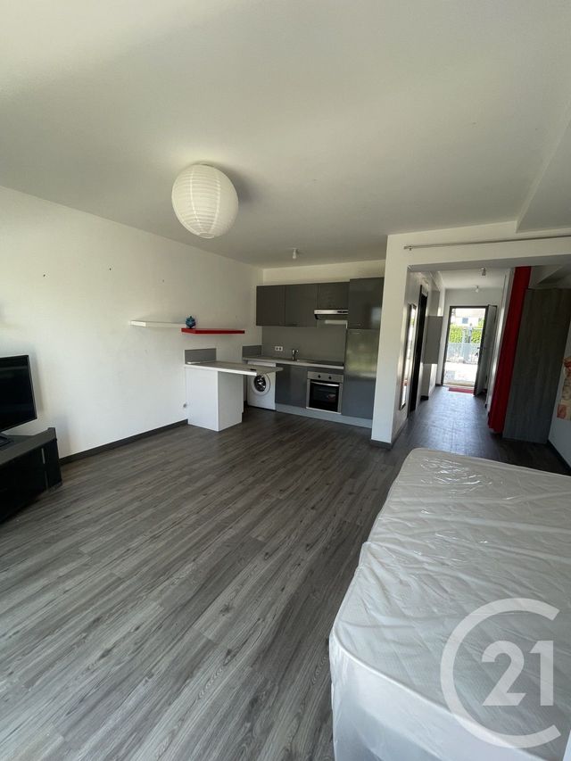 Appartement Studio à louer - 1 pièce - 36.0 m2 - OZOIR LA FERRIERE - 77 - ILE-DE-FRANCE - Century 21 Marques Calmettes