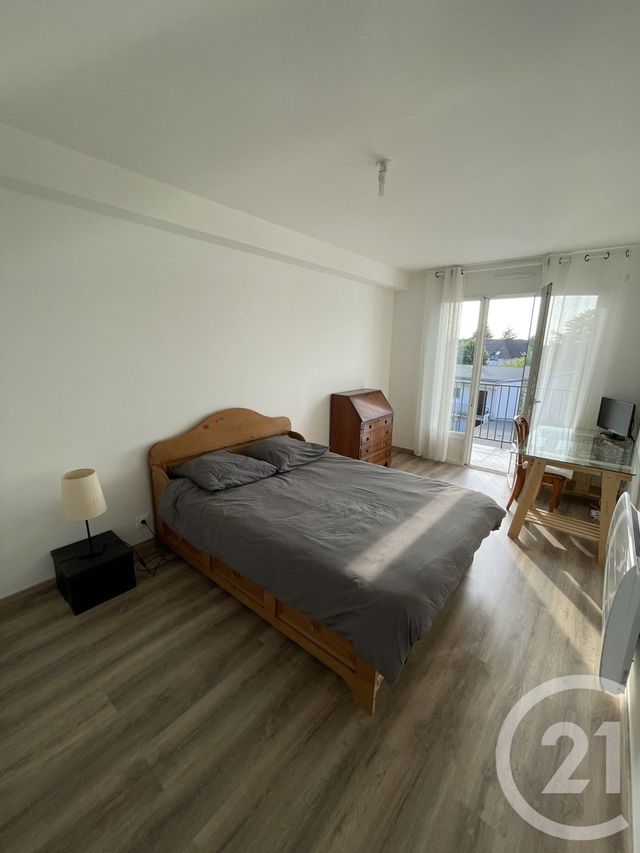 Appartement F3 à vendre - 3 pièces - 57.0 m2 - PONTAULT COMBAULT - 77 - ILE-DE-FRANCE - Century 21 Marques Calmettes