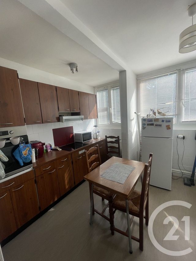 Appartement F3 à louer - 3 pièces - 65.0 m2 - GRETZ ARMAINVILLIERS - 77 - ILE-DE-FRANCE - Century 21 Marques Calmettes