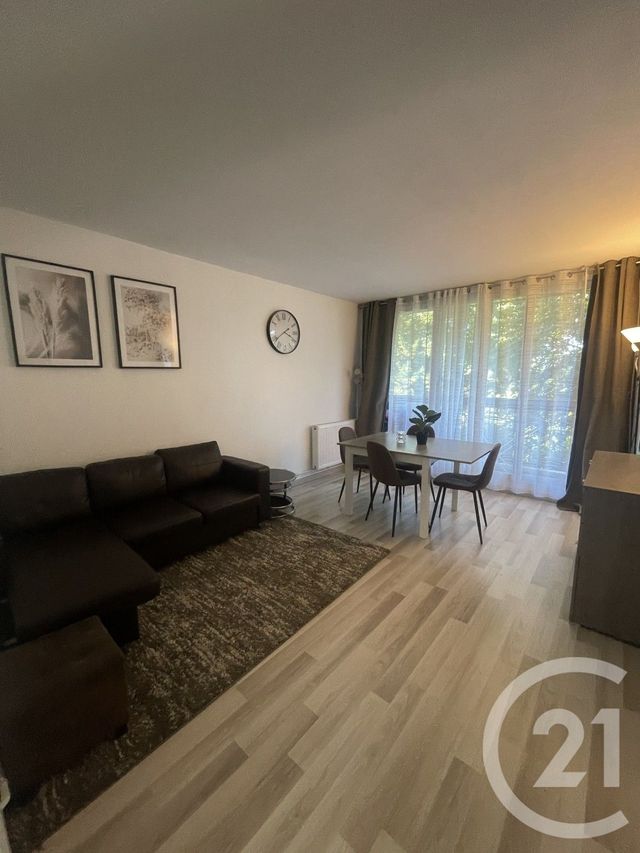 Appartement F3 à louer - 3 pièces - 65.0 m2 - GRETZ ARMAINVILLIERS - 77 - ILE-DE-FRANCE - Century 21 Marques Calmettes