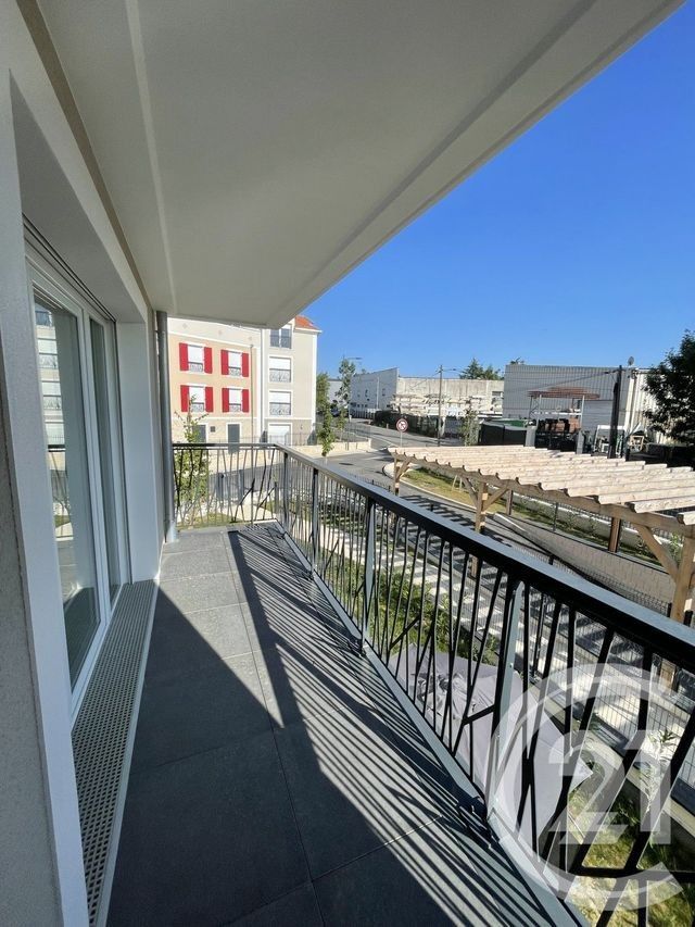 Appartement F3 à vendre - 3 pièces - 57.0 m2 - OZOIR LA FERRIERE - 77 - ILE-DE-FRANCE - Century 21 Marques Calmettes