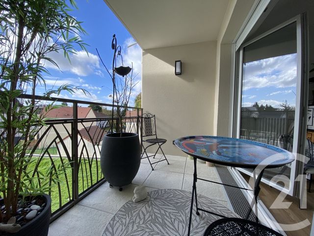 Appartement F2 à vendre - 2 pièces - 42.96 m2 - OZOIR LA FERRIERE - 77 - ILE-DE-FRANCE - Century 21 Marques Calmettes