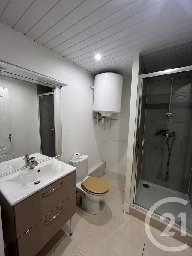 Appartement F1 à vendre - 1 pièce - 25.18 m2 - ROISSY EN BRIE - 77 - ILE-DE-FRANCE - Century 21 Marques Calmettes