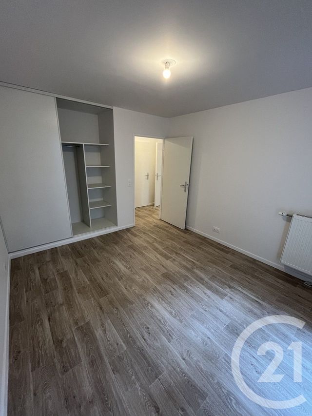 Appartement F3 à louer - 3 pièces - 58.51 m2 - OZOIR LA FERRIERE - 77 - ILE-DE-FRANCE - Century 21 Marques Calmettes
