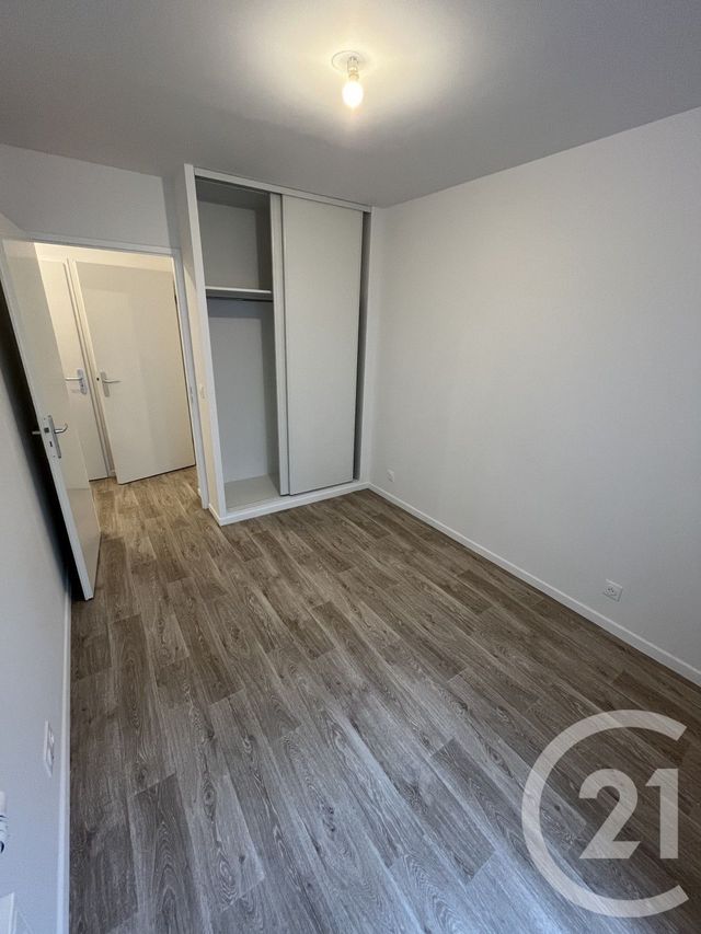 Appartement F3 à louer - 3 pièces - 58.51 m2 - OZOIR LA FERRIERE - 77 - ILE-DE-FRANCE - Century 21 Marques Calmettes
