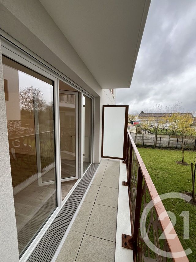 Appartement F3 à louer - 3 pièces - 58.51 m2 - OZOIR LA FERRIERE - 77 - ILE-DE-FRANCE - Century 21 Marques Calmettes