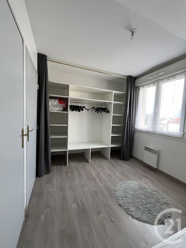 Appartement F2 à louer - 2 pièces - 49.0 m2 - TOURNAN EN BRIE - 77 - ILE-DE-FRANCE - Century 21 Marques Calmettes