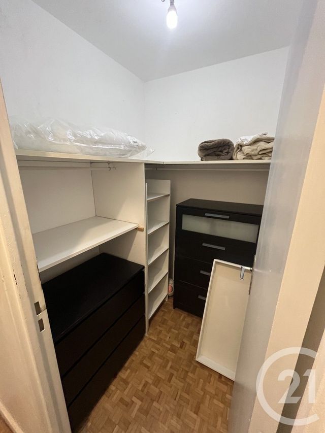 Appartement F2 à louer - 2 pièces - 65.0 m2 - NOISY LE GRAND - 93 - ILE-DE-FRANCE - Century 21 Marques Calmettes