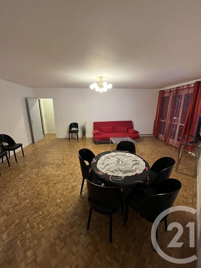 Appartement F2 à louer - 2 pièces - 65.0 m2 - NOISY LE GRAND - 93 - ILE-DE-FRANCE - Century 21 Marques Calmettes