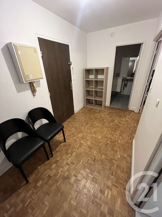 Appartement F2 à louer - 2 pièces - 65.0 m2 - NOISY LE GRAND - 93 - ILE-DE-FRANCE - Century 21 Marques Calmettes