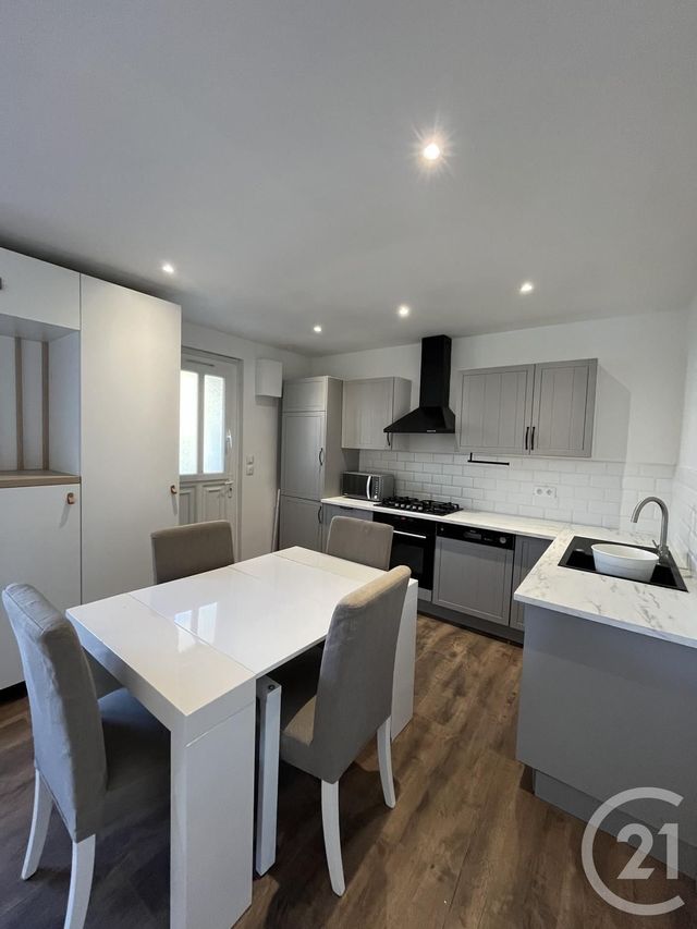 Appartement F2 à louer - 2 pièces - 45.0 m2 - CHENNEVIERES SUR MARNE - 94 - ILE-DE-FRANCE - Century 21 Marques Calmettes