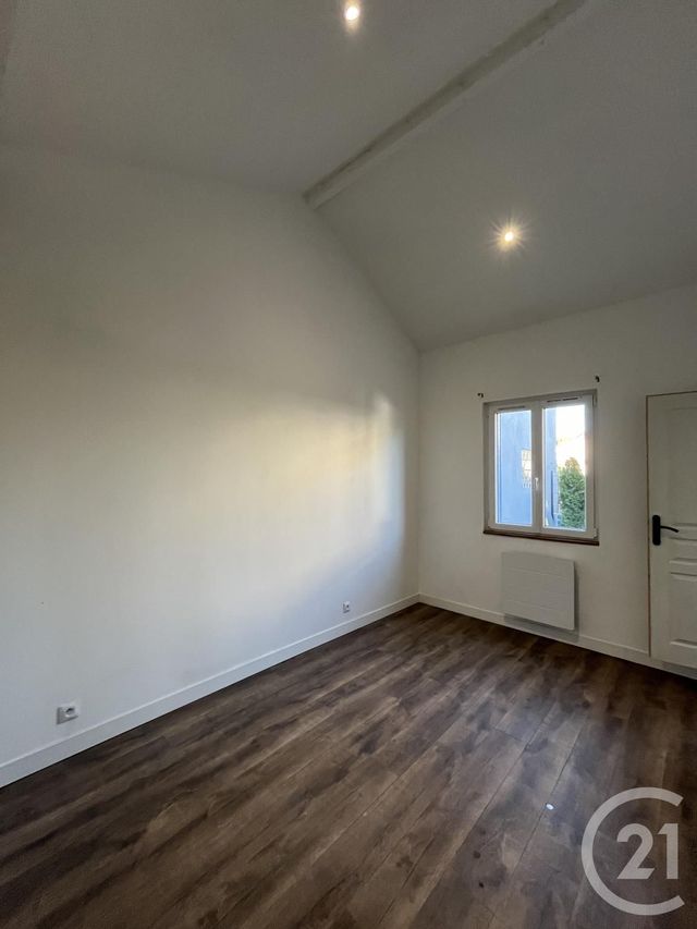 Appartement F2 à louer - 2 pièces - 45.0 m2 - CHENNEVIERES SUR MARNE - 94 - ILE-DE-FRANCE - Century 21 Marques Calmettes