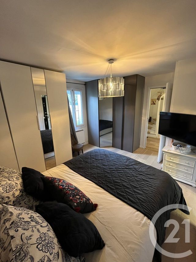 maison à vendre - 7 pièces - 165.63 m2 - OZOIR LA FERRIERE - 77 - ILE-DE-FRANCE - Century 21 Marques Calmettes