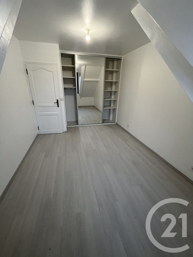 maison à vendre - 6 pièces - 156.0 m2 - OZOIR LA FERRIERE - 77 - ILE-DE-FRANCE - Century 21 Marques Calmettes