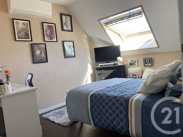 maison à vendre - 5 pièces - 92.8 m2 - OZOIR LA FERRIERE - 77 - ILE-DE-FRANCE - Century 21 Marques Calmettes