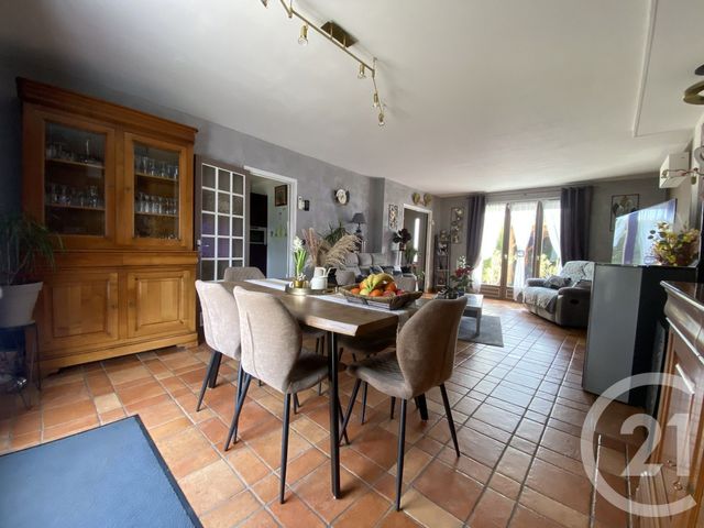 maison à vendre - 5 pièces - 92.8 m2 - OZOIR LA FERRIERE - 77 - ILE-DE-FRANCE - Century 21 Marques Calmettes