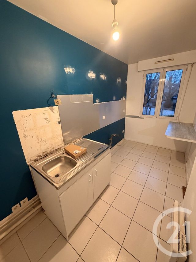 Appartement F2 à vendre - 2 pièces - 47.0 m2 - CHAMPIGNY SUR MARNE - 94 - ILE-DE-FRANCE - Century 21 Marques Calmettes