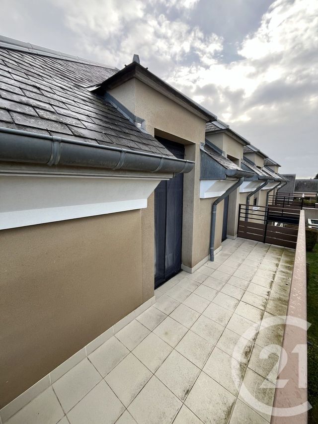 Appartement F3 à vendre - 3 pièces - 58.59 m2 - CHEVRY COSSIGNY - 77 - ILE-DE-FRANCE - Century 21 Marques Calmettes