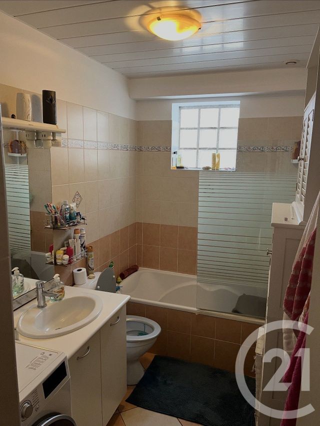 Appartement F3 à louer - 3 pièces - 55.0 m2 - OZOIR LA FERRIERE - 77 - ILE-DE-FRANCE - Century 21 Marques Calmettes