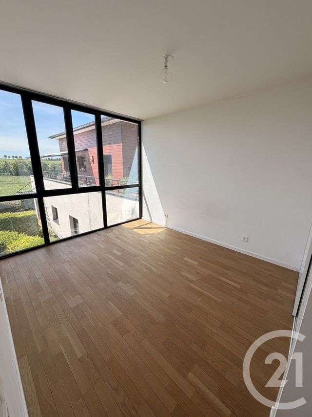Appartement F2 à vendre - 2 pièces - 52.0 m2 - SANTENY - 94 - ILE-DE-FRANCE - Century 21 Marques Calmettes