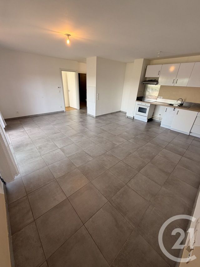 Appartement F2 à vendre - 2 pièces - 52.0 m2 - SANTENY - 94 - ILE-DE-FRANCE - Century 21 Marques Calmettes