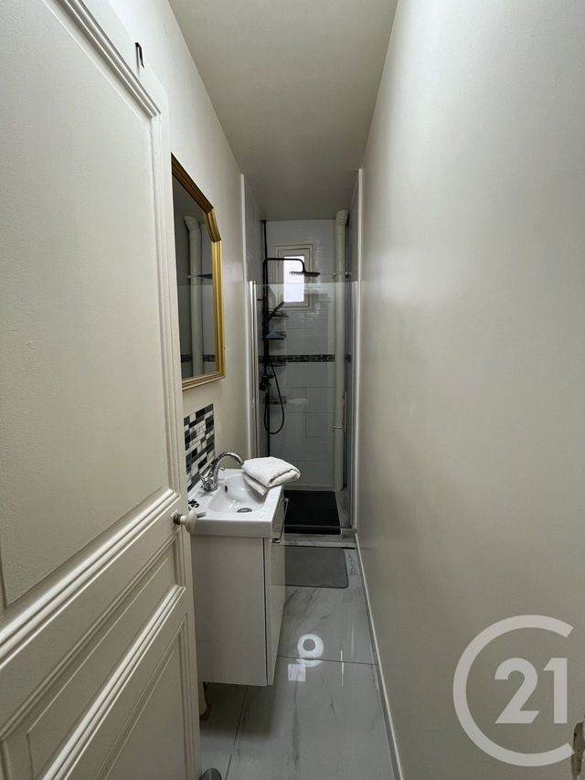 Appartement F2 à louer - 2 pièces - 42.0 m2 - CHOISY LE ROI - 94 - ILE-DE-FRANCE - Century 21 Marques Calmettes