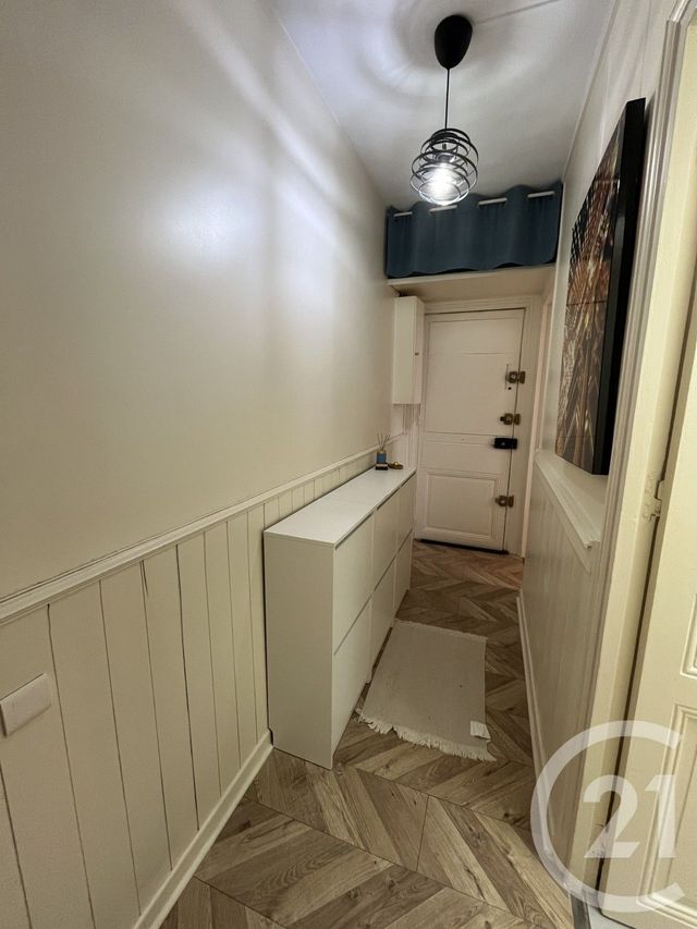 Appartement F2 à louer - 2 pièces - 42.0 m2 - CHOISY LE ROI - 94 - ILE-DE-FRANCE - Century 21 Marques Calmettes