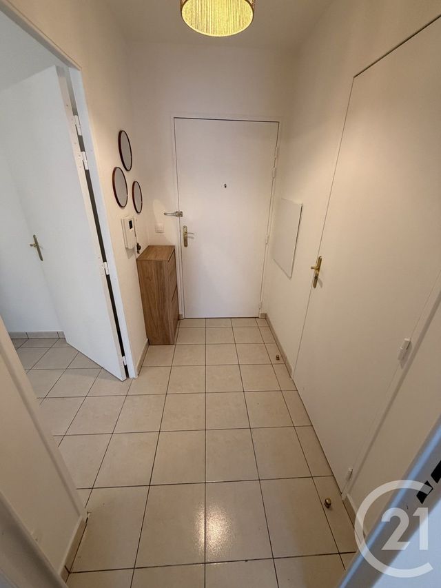 Appartement F2 à louer - 2 pièces - 43.0 m2 - ATHIS MONS - 91 - ILE-DE-FRANCE - Century 21 Marques Calmettes