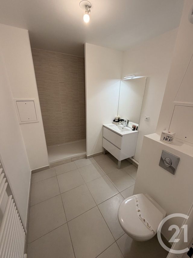 Appartement F2 à louer - 2 pièces - 46.0 m2 - CHENNEVIERES SUR MARNE - 94 - ILE-DE-FRANCE - Century 21 Marques Calmettes