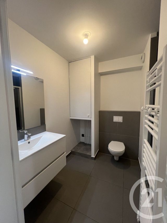 Appartement F3 à louer - 3 pièces - 67.0 m2 - PONTAULT COMBAULT - 77 - ILE-DE-FRANCE - Century 21 Marques Calmettes