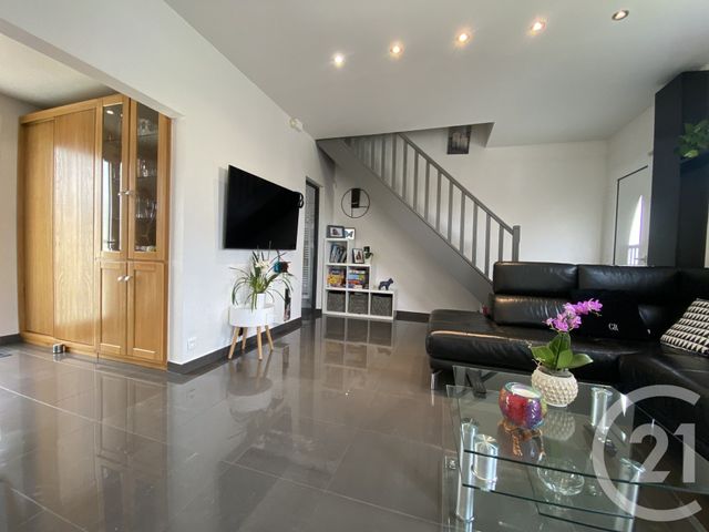 maison à vendre - 5 pièces - 75.11 m2 - OZOIR LA FERRIERE - 77 - ILE-DE-FRANCE - Century 21 Marques Calmettes