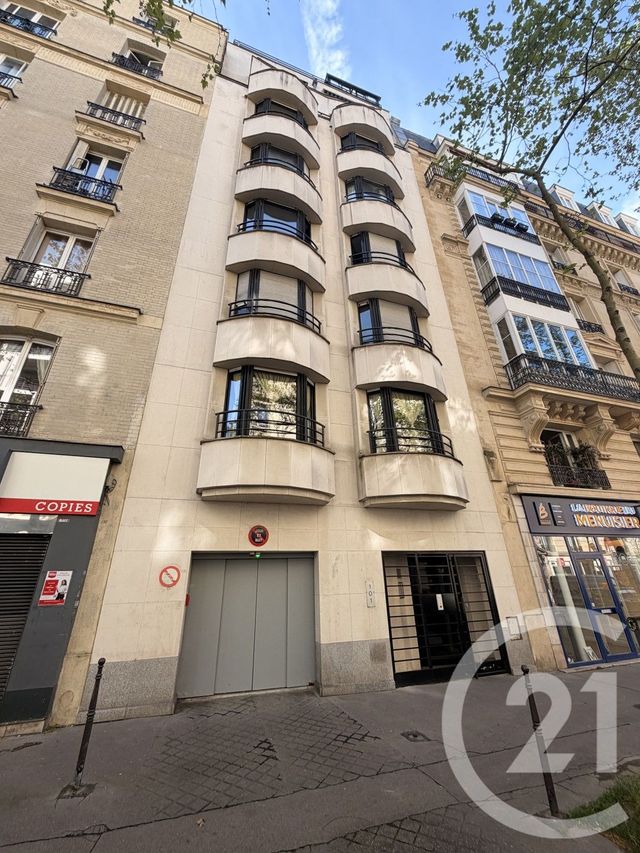 Appartement F2 à louer - 2 pièces - 48.0 m2 - PARIS - 75016 - ILE-DE-FRANCE - Century 21 Marques Calmettes