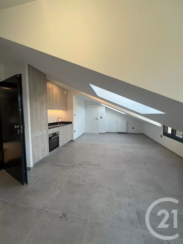 Appartement Studio à louer PONTAULT COMBAULT