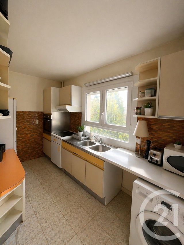 Appartement F3 à louer - 3 pièces - 61.0 m2 - NEUILLY PLAISANCE - 93 - ILE-DE-FRANCE - Century 21 Marques Calmettes