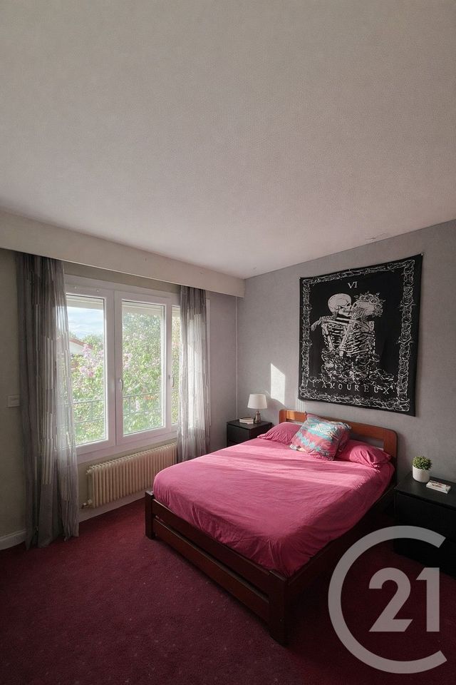 Appartement F3 à louer - 3 pièces - 61.0 m2 - NEUILLY PLAISANCE - 93 - ILE-DE-FRANCE - Century 21 Marques Calmettes