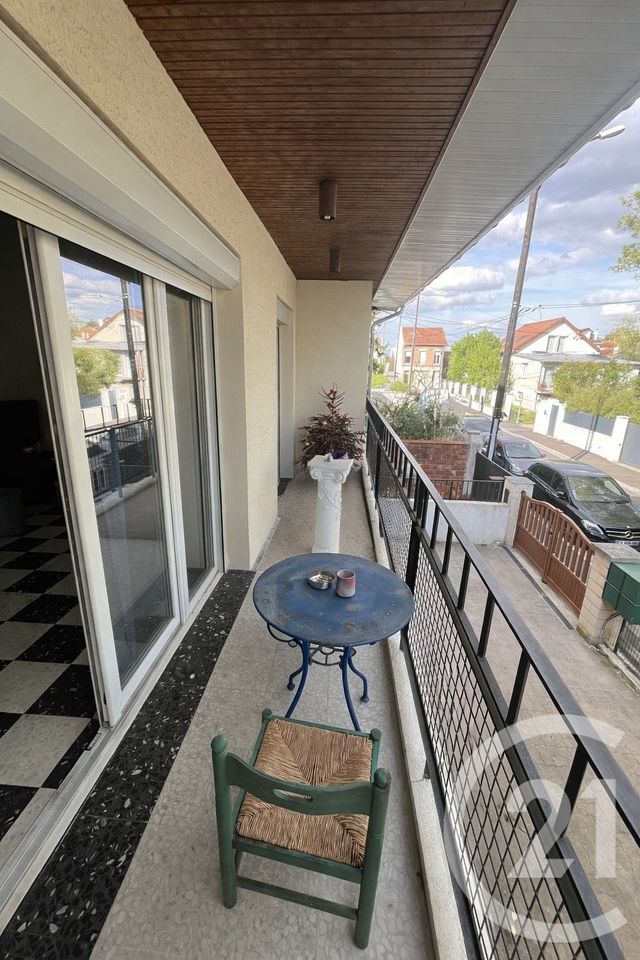 Appartement F3 à louer - 3 pièces - 61.0 m2 - NEUILLY PLAISANCE - 93 - ILE-DE-FRANCE - Century 21 Marques Calmettes