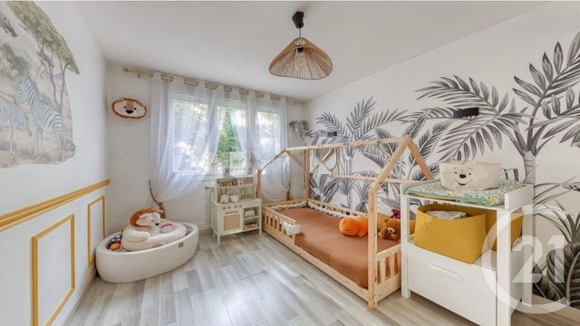 Appartement F3 à louer - 3 pièces - 57.0 m2 - OZOIR LA FERRIERE - 77 - ILE-DE-FRANCE - Century 21 Marques Calmettes