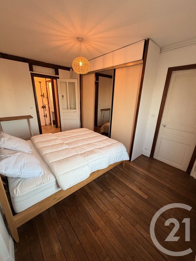 Appartement F2 à louer - 2 pièces - 44.0 m2 - CHARENTON LE PONT - 94 - ILE-DE-FRANCE - Century 21 Marques Calmettes