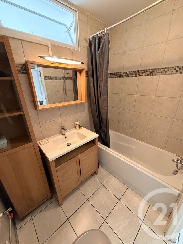 Appartement F3 à louer - 3 pièces - 47.0 m2 - ANTONY - 92 - ILE-DE-FRANCE - Century 21 Marques Calmettes