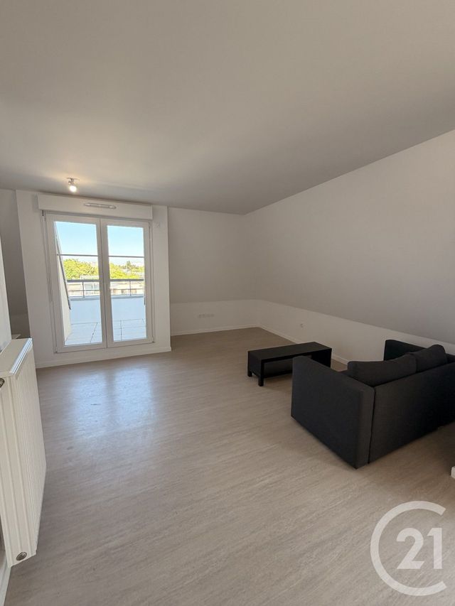 Appartement Studio à louer - 1 pièce - 36.0 m2 - LE BLANC MESNIL - 93 - ILE-DE-FRANCE - Century 21 Marques Calmettes