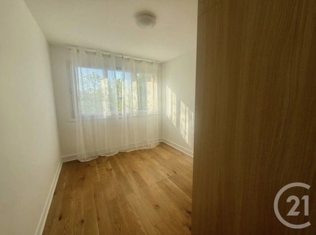 Appartement F3 à louer - 3 pièces - 56.0 m2 - THIAIS - 94 - ILE-DE-FRANCE - Century 21 Marques Calmettes