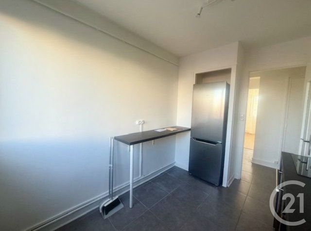Appartement F3 à louer - 3 pièces - 56.0 m2 - THIAIS - 94 - ILE-DE-FRANCE - Century 21 Marques Calmettes