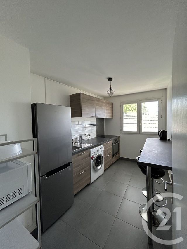 Appartement F2 à louer - 2 pièces - 52.0 m2 - CHAMPS SUR MARNE - 77 - ILE-DE-FRANCE - Century 21 Marques Calmettes