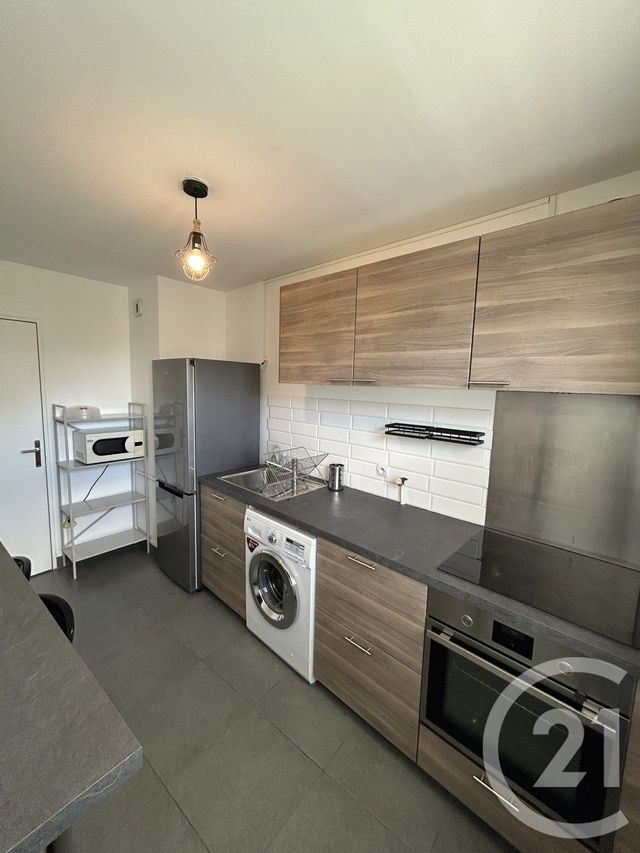 Appartement F2 à louer - 2 pièces - 52.0 m2 - CHAMPS SUR MARNE - 77 - ILE-DE-FRANCE - Century 21 Marques Calmettes