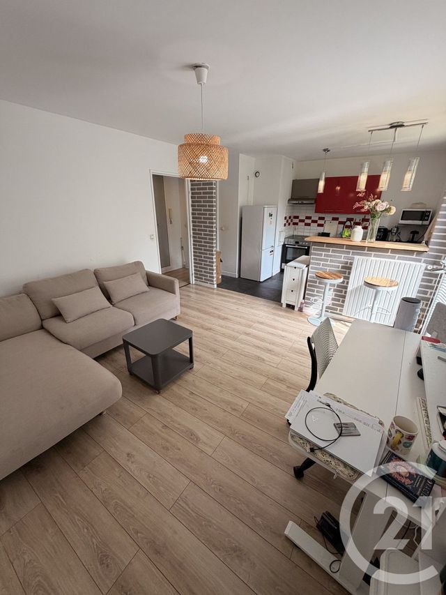 Appartement Studio à louer - 1 pièce - 32.0 m2 - CHEVILLY LARUE - 94 - ILE-DE-FRANCE - Century 21 Marques Calmettes