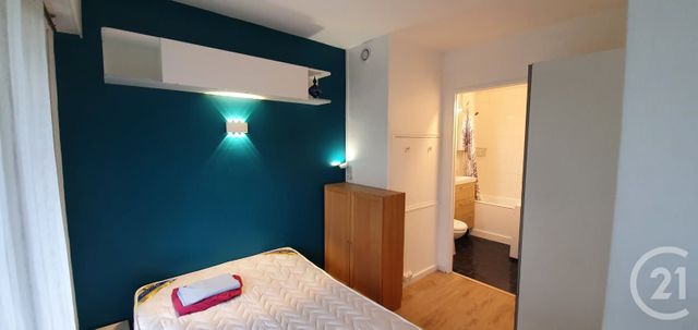 Appartement F1 bis à louer - 2 pièces - 30.0 m2 - ST MAURICE - 94 - ILE-DE-FRANCE - Century 21 Marques Calmettes