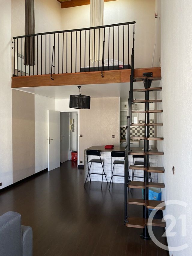 Appartement F2 à louer - 2 pièces - 48.42 m2 - PONTAULT COMBAULT - 77 - ILE-DE-FRANCE - Century 21 Marques Calmettes