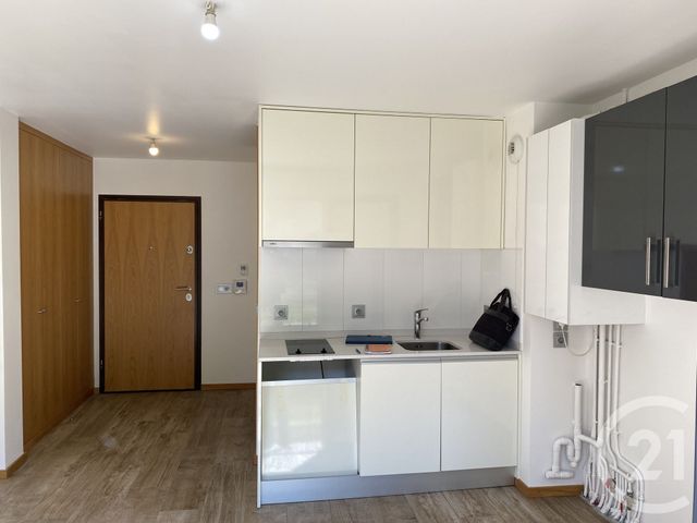 Appartement F1 à louer - 1 pièce - 22.0 m2 - LIVRY GARGAN - 93 - ILE-DE-FRANCE - Century 21 Marques Calmettes