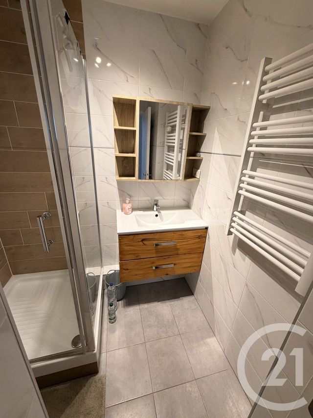 Appartement F2 à louer - 2 pièces - 47.0 m2 - NEUILLY SUR MARNE - 93 - ILE-DE-FRANCE - Century 21 Marques Calmettes